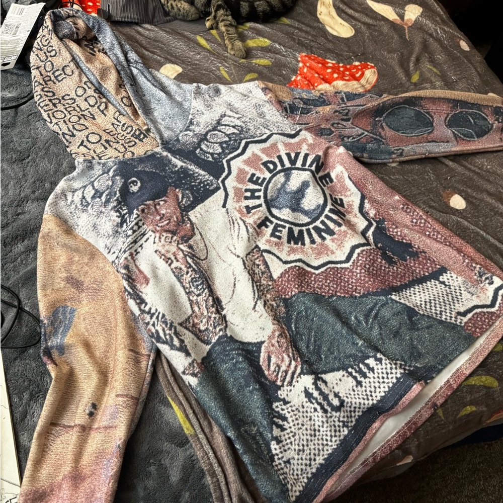 Large Mac Miller Tapestry Hoody Never worn